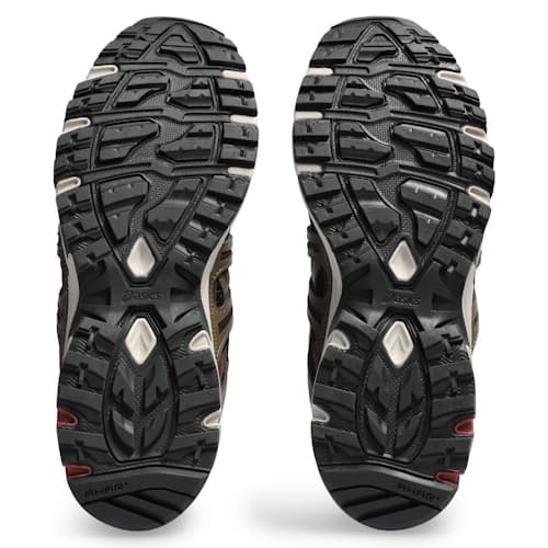 laydown image of Gel-Sonoma 15-50 Sneaker