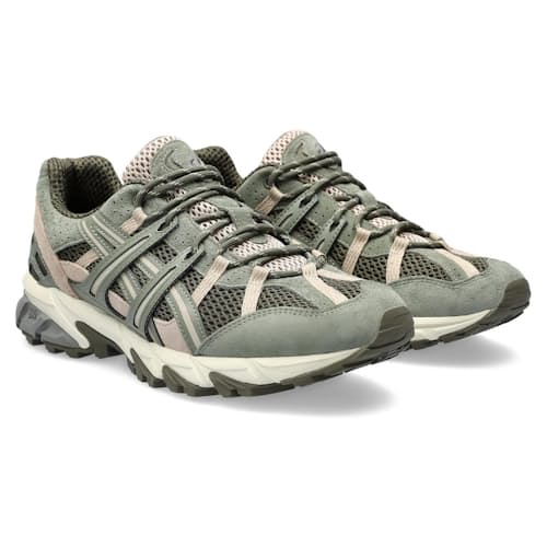 laydown image of Gel-Sonoma 15-50 Sneaker