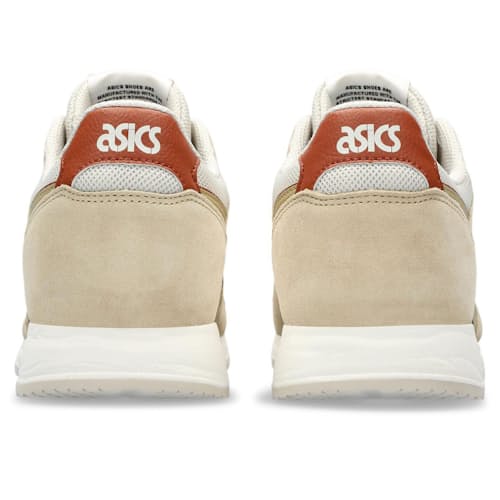 laydown image of Lyte Classic Sneaker