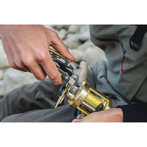 laydown image of Signal Outdoor Multi Tool