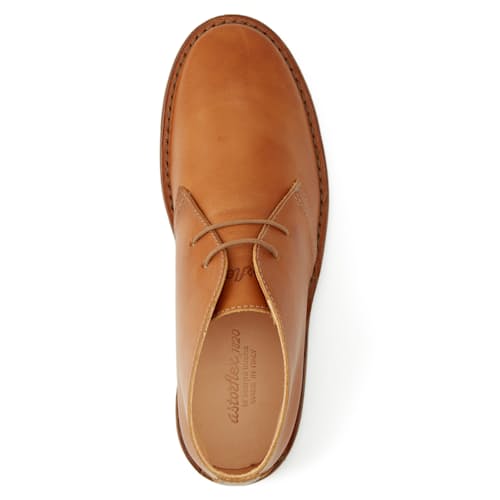 laydown image of Brownflex Chukka Boot