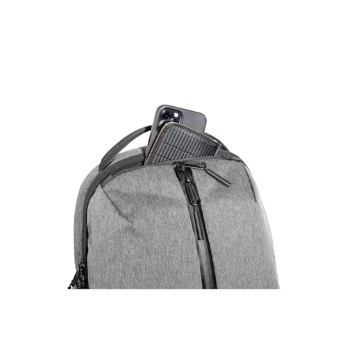 laydown image of Fit Pack 3 Backpack - 18L