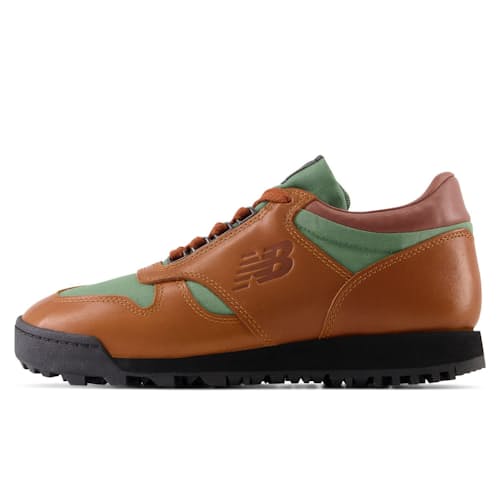 laydown image of Allagash Sneaker