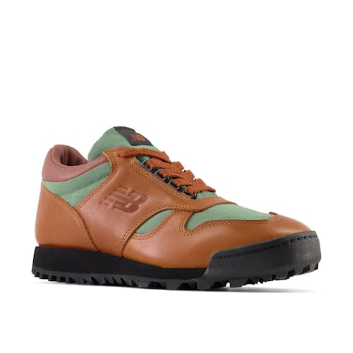 laydown image of Allagash Sneaker