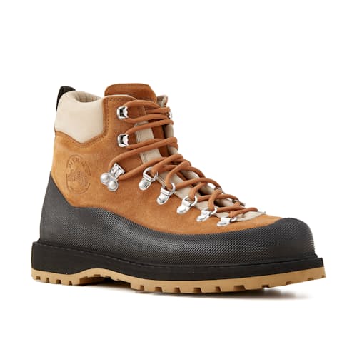 laydown image of Huckberry x Diemme Roccia Vet Hiking Boot