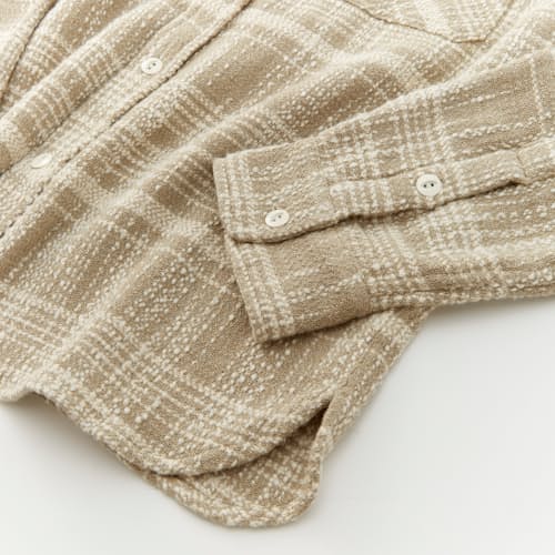 lifestyle image of Crosscut Flannel