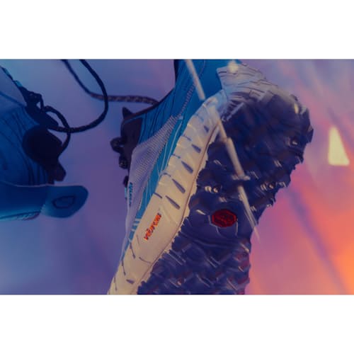 laydown image of norda 001 RZ 2023 Trail Running Sneaker