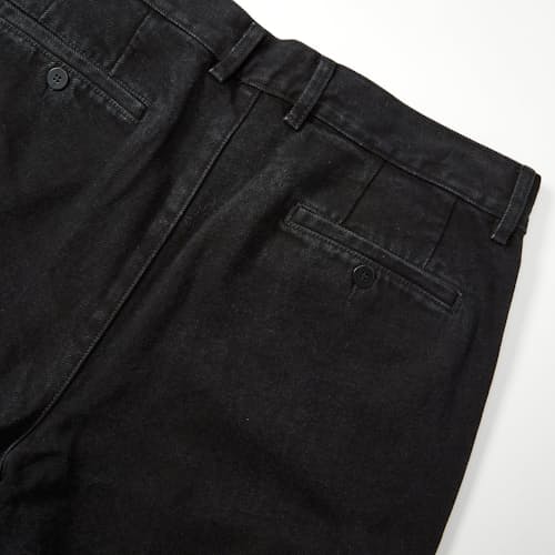 lifestyle image of Cruz Denim