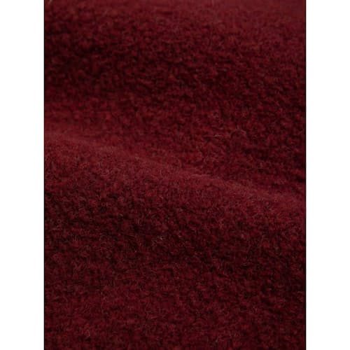 laydown image of Neist Fleece