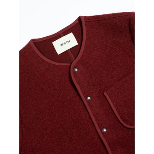 laydown image of Neist Fleece