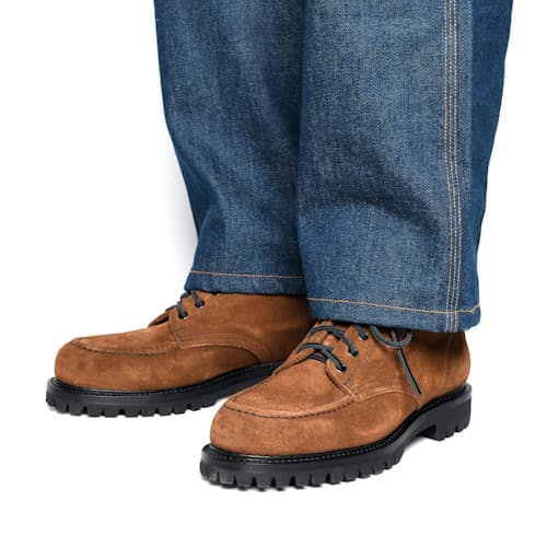 laydown image of Salvia Suede Boots