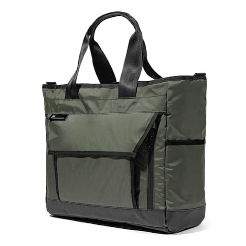 laydown image of Drift Gear Tote - 28L