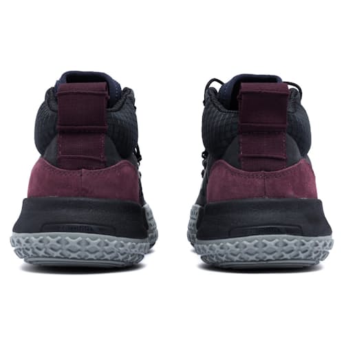 laydown image of Sansin Evo Hiking Sneaker
