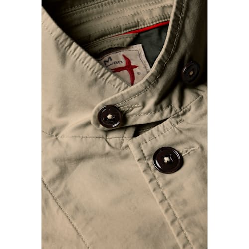 lifestyle image of Flyweight Flex Blazer