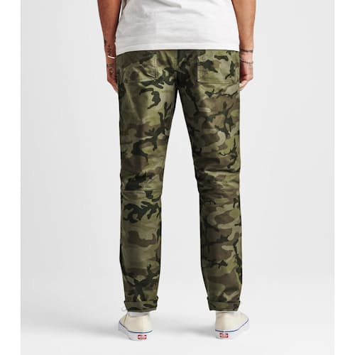 lifestyle image of Layover 2.0 Travel Pant