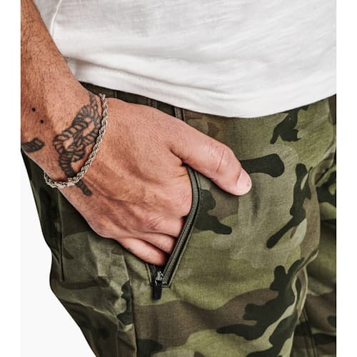 laydown detail image of Layover 2.0 Travel Pant