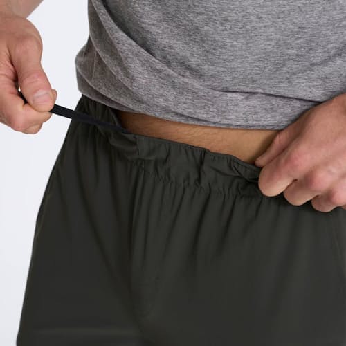 lifestyle image of Fleet Pant