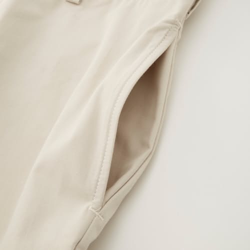 lifestyle image of M2 Cotton Poplin Straight Chino