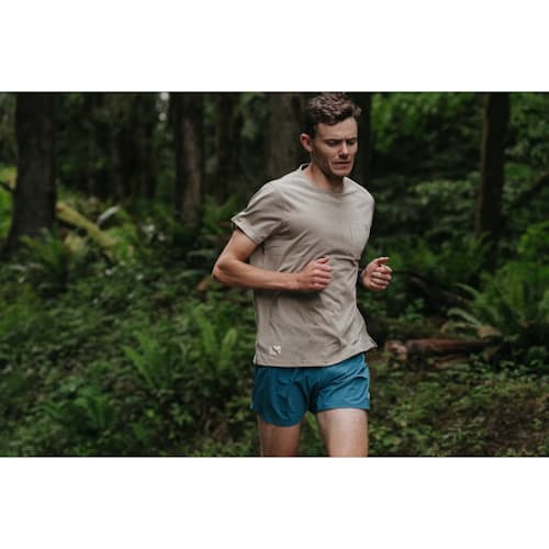 lifestyle image of Ultralight Cannonball Run T-Shirt