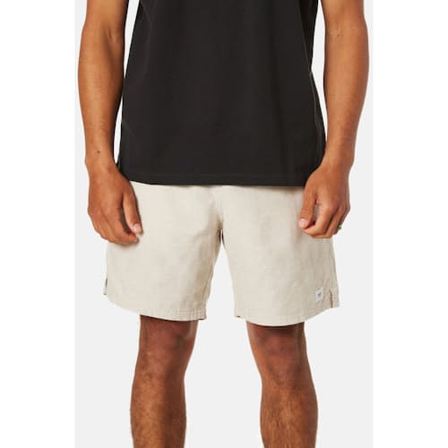 on model image of Isaiah Cotton Linen Local Short - 7"
