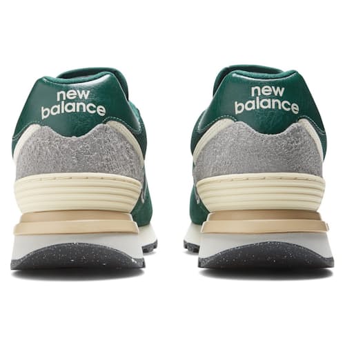 laydown image of 574 Legacy Sneaker