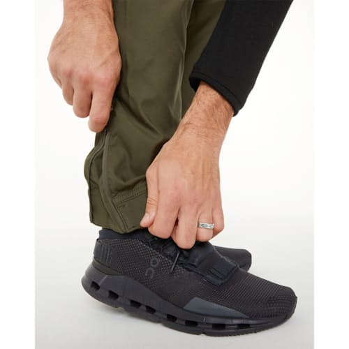on model image of Brise Schoeller Pant