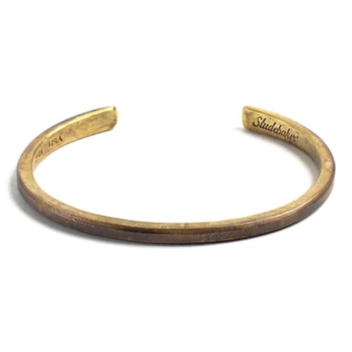 laydown image of Classic Cuff