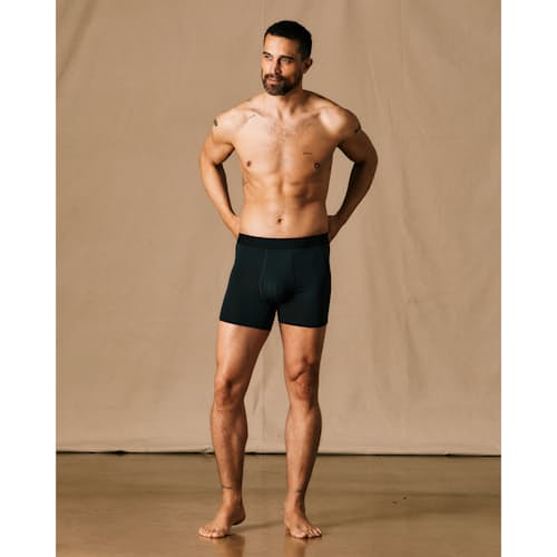Victor is 6'2'' and wearing a size Medium