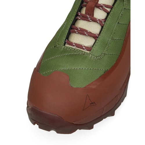 laydown image of Katharina Hiking Sneaker