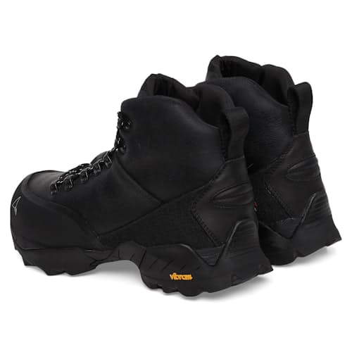 laydown image of Andreas Boot