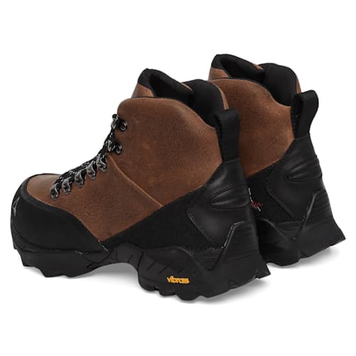 laydown image of Andreas Boot