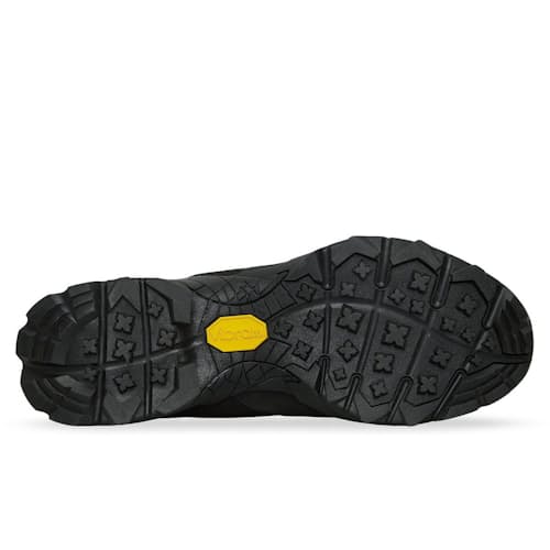 laydown image of Neal Sneaker