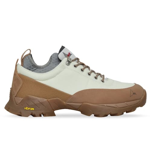 laydown image of Neal Sneaker