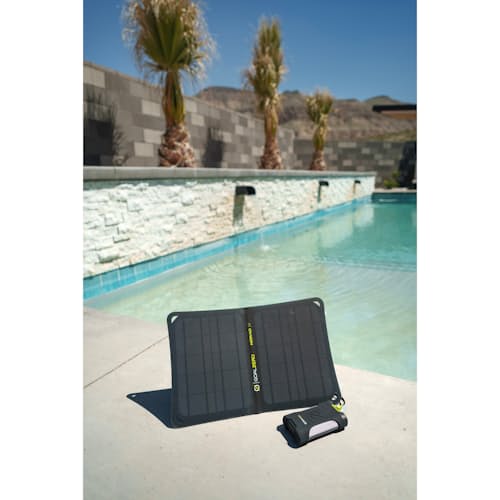 lifestyle image of Venture 35 Powerbank