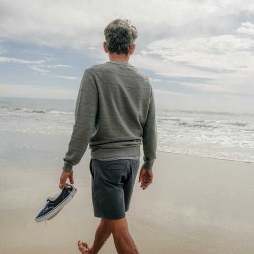 lifestyle image of 365 Short - 7"