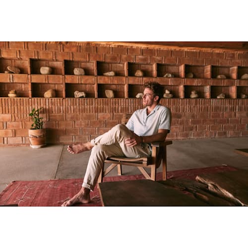 lifestyle image of Short Sleeve Stretch Selvage Resort Shirt