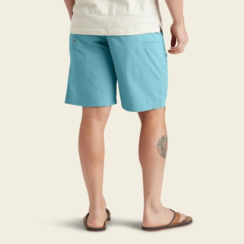 on model image of Horizon Hybrid Shorts 2.0 - 7.5"