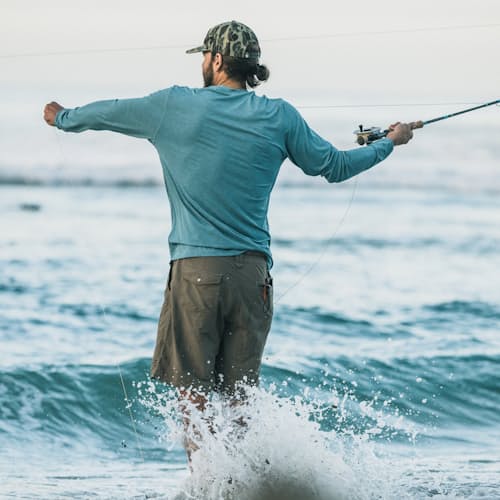 lifestyle image of Horizon Hybrid Shorts -7.5”