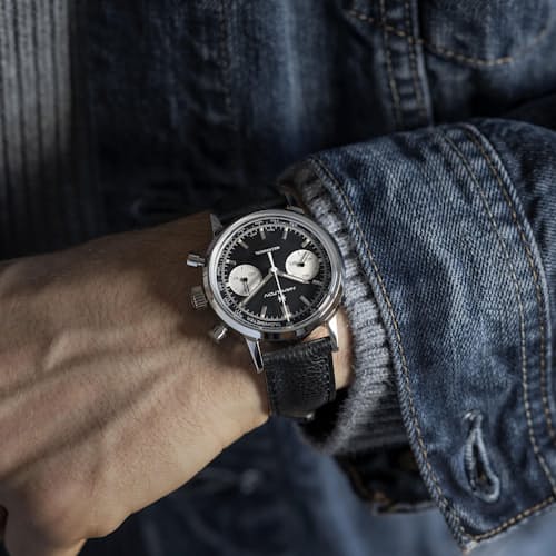 lifestyle image of Intra-Matic Chronograph H 40mm Watch