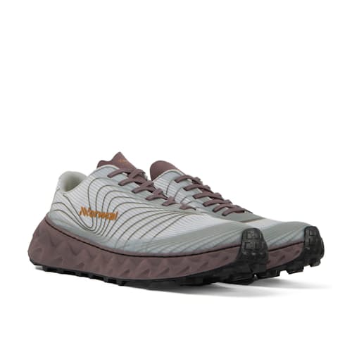 laydown image of Tomir Trail Running Sneaker