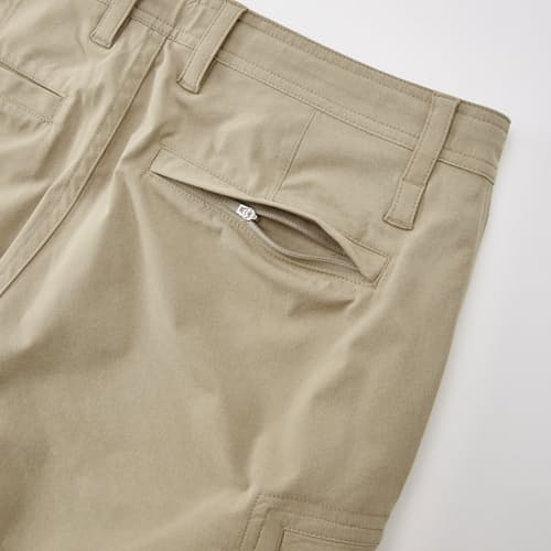 laydown detail image of Equator Cargo Hybrid Short - 7"