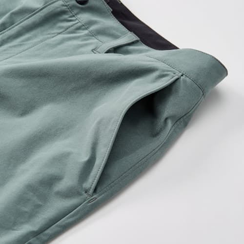 laydown detail image of Equator Hybrid Short - 5"
