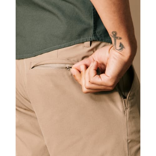 on model image of Equator Hybrid Short - 5"