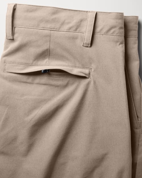 laydown detail image of Equator Hybrid Short - 7"