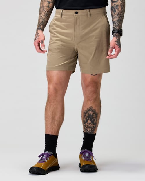 Keith is 6’0’’, 180 lbs, and wearing size 33
