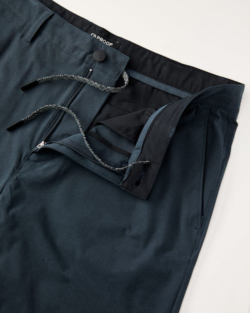 laydown detail image of Equator Hybrid Short - 7"