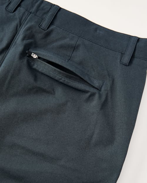 laydown detail image of Equator Hybrid Short - 7"