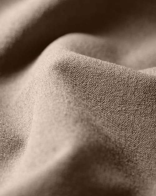 laydown detail image of Equator Hybrid Short - 9"