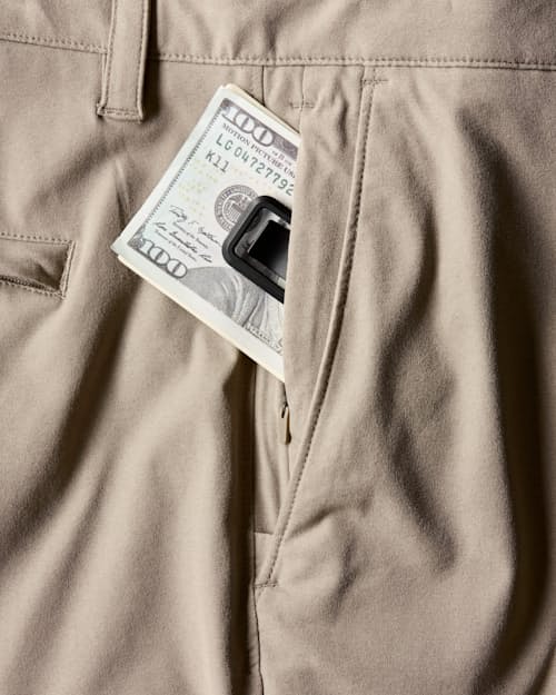 laydown detail image of Equator Hybrid Short - 9"