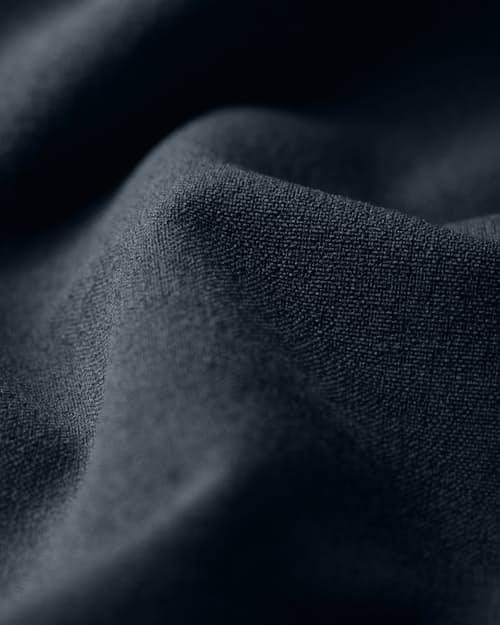 laydown detail image of Equator Hybrid Short - 9"